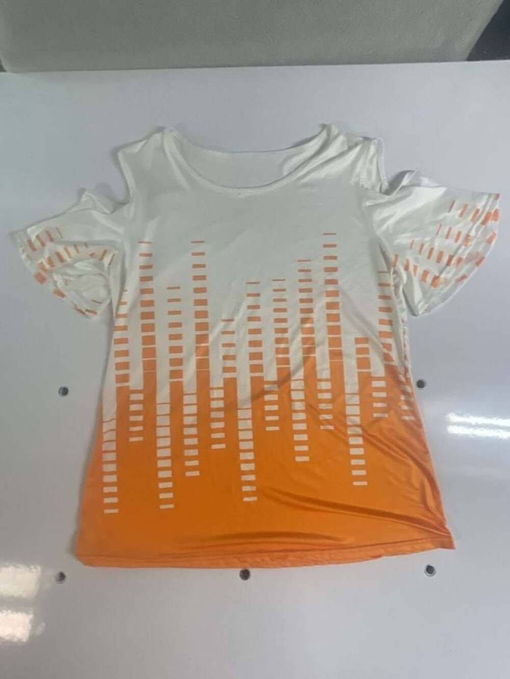 Women's Cold Shoulder Graphic Print T-Shirt White Orange Size L